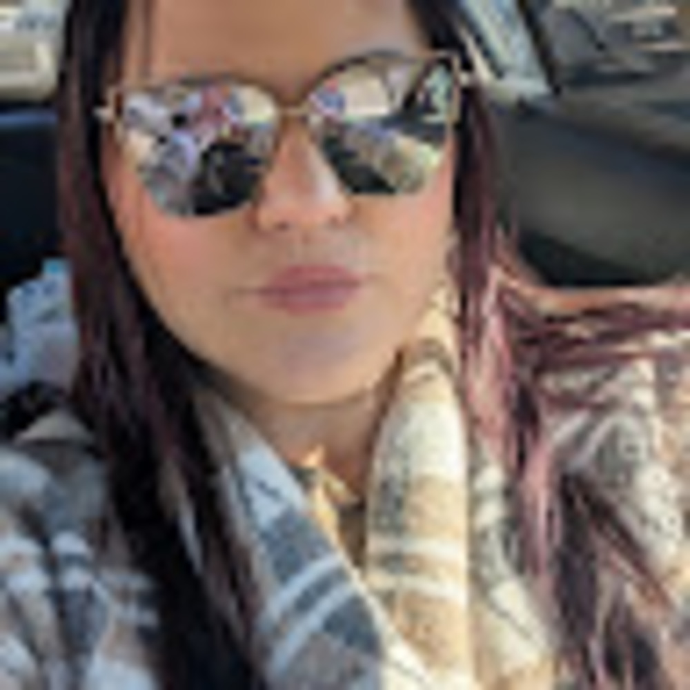 Meet your Posher, Yuliya